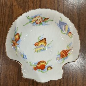 Vintage Ben Rickert Sea Shell Trinket Soap Dish